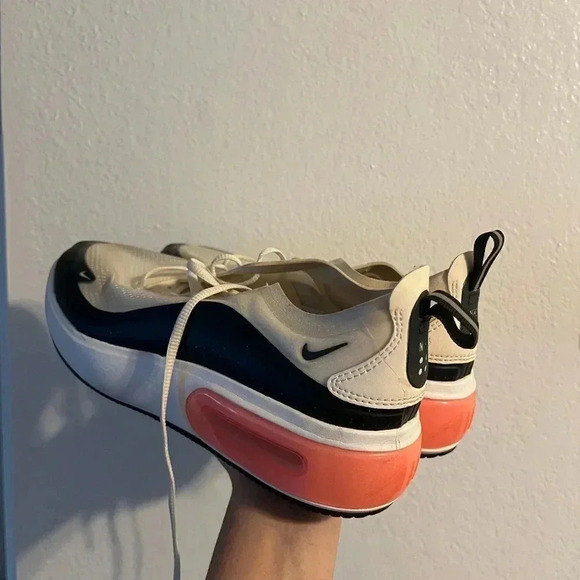 Nike Air Max Dia Sneakers for Women size 8.5 - Picture 8 of 10